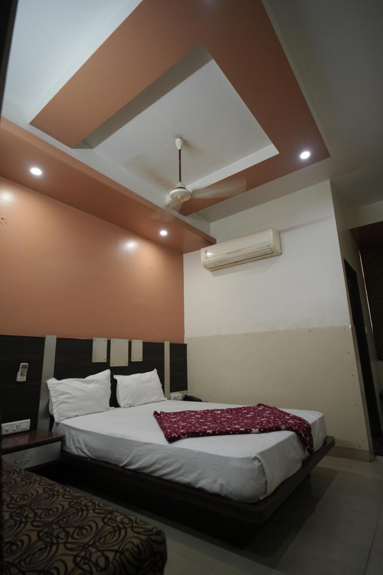 Mewar Hotel Divisione di Divisione di Jaipur Esterno foto